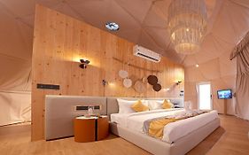 Le Villagio Resort & Domes